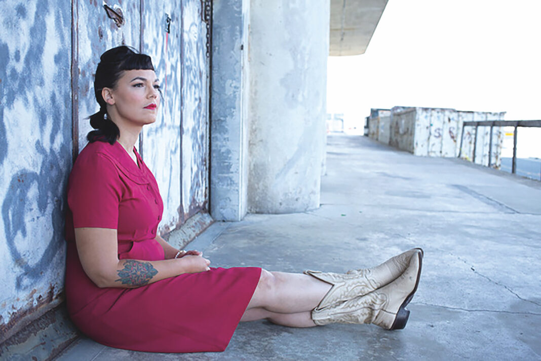 Laura Benitez and The Heartache