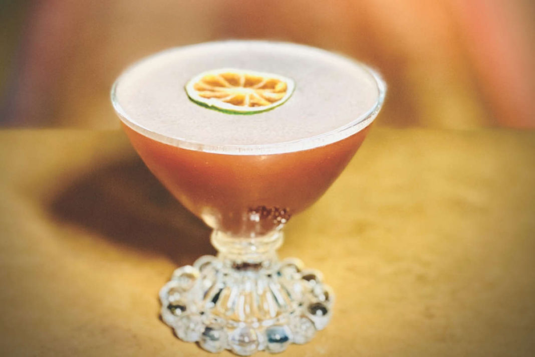 Spirited and Spirit-Free Cocktails for Spring